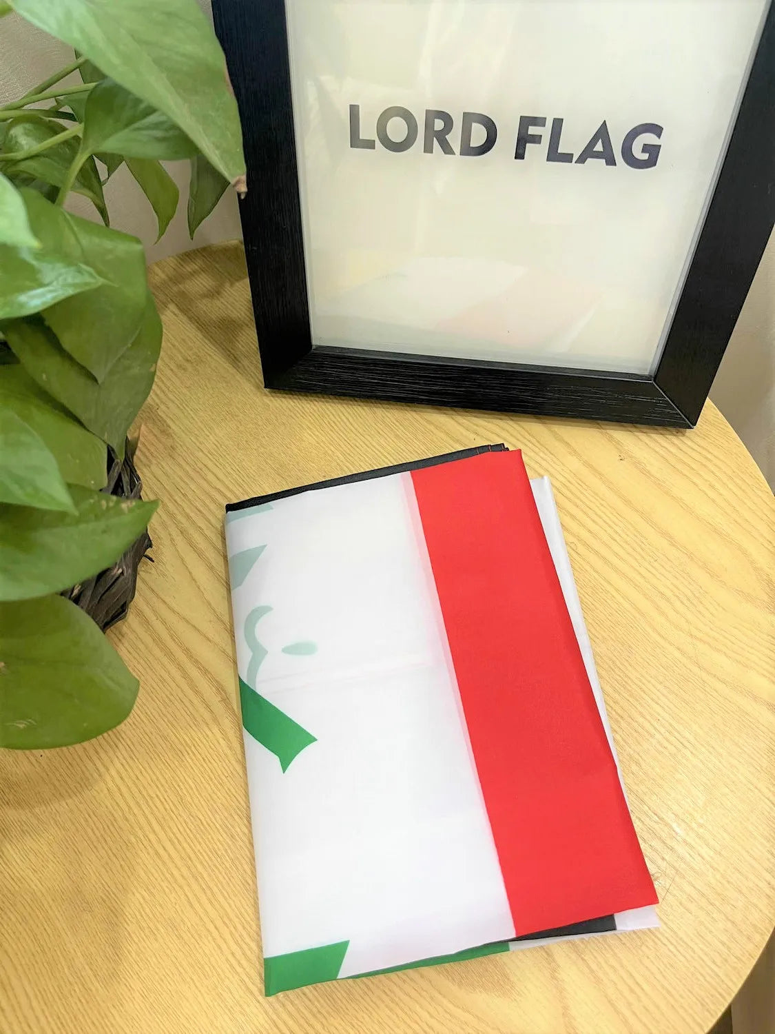 Vibrant Custom Iraq Flag™